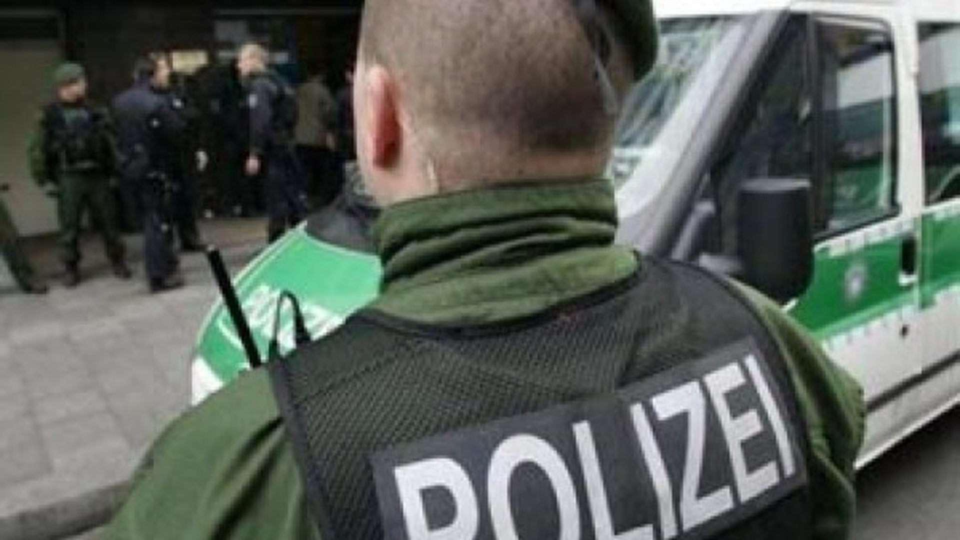 PERICOL TERORIST IMINENT! Poliția a reținut patru bărbați la Berlin. Ținteau semimaratonul din Capitală!