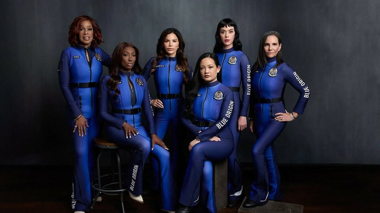 Katy Perry și logodnica lui Jeff Bezos merg în spațiu! Cât va dura călătoria lor și ce costume speciale au