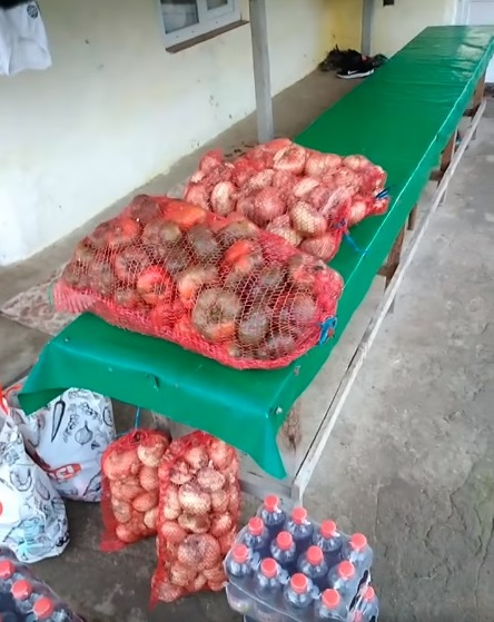 "Sania" lui Moș Ciprian e mereu plină