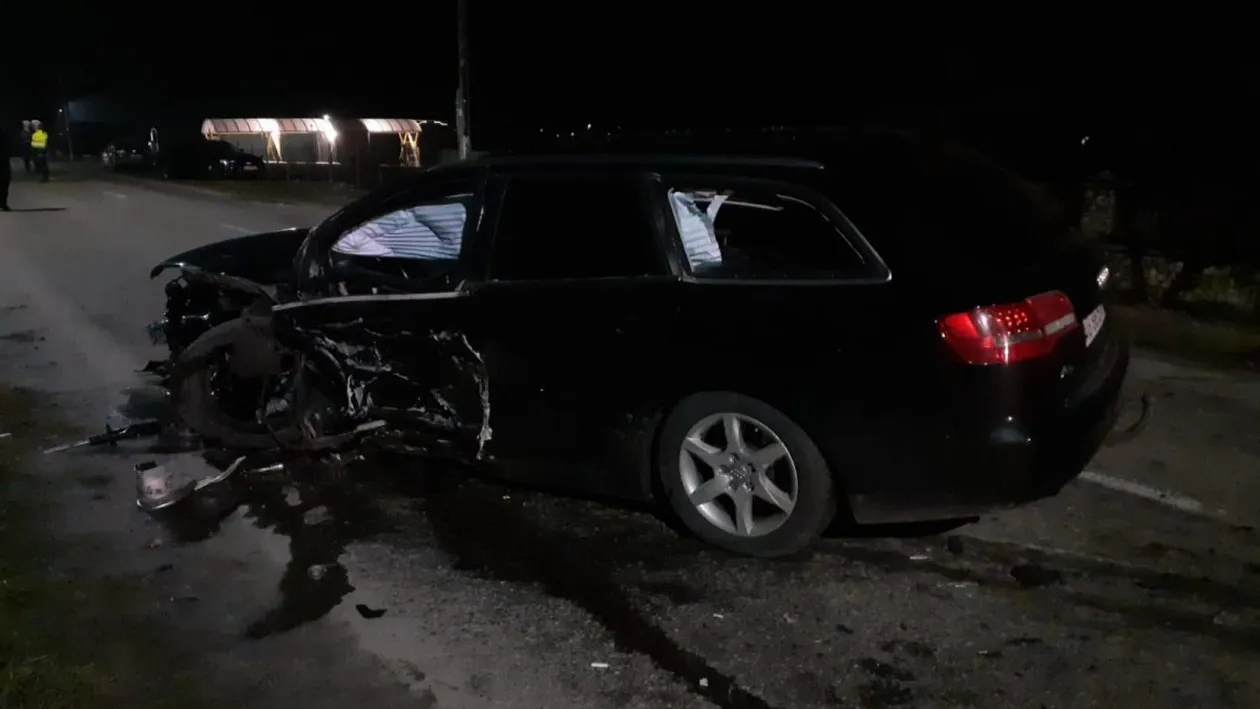 Cursă nebună! A furat două mașini și cu ultima a făcut accident. Patru persoane au fost rănite