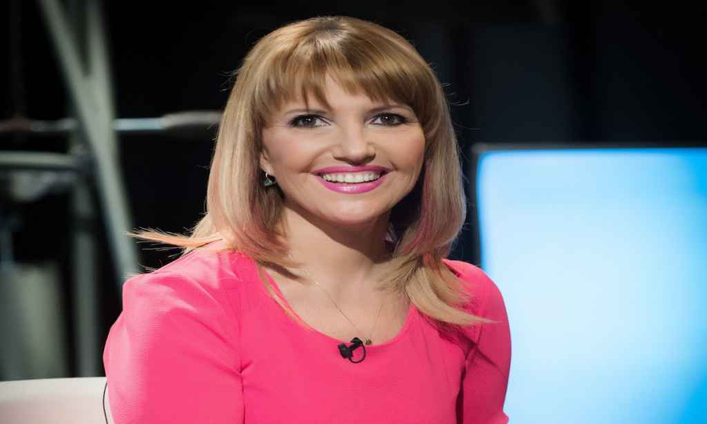 Am aflat motivul pentru care Maria Almăşan poartă pălării: este obligată! ”În deplasări e un adevărat chin…” De la cine a primit-o pe cea mai valoroasă