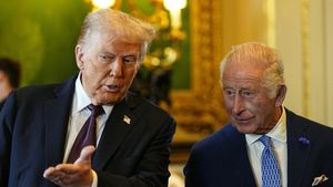 S-au certat sau nu angajații lui Donald Trump cu cei ai Regelui Charles, din cauza mâncării? Ce spune Palatul Buckingham