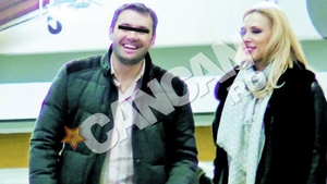 Iulia Vantur si ieseanul Marius Scovronschi au fost impreuna si in 2010, cand blonda era separata de Moga. O consoleaza dupa fiecare despartire!