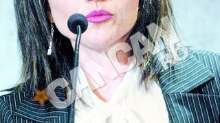 VIDEO Marina Almasan crede ca iubitul ei are un divort dificil: "Sunt in joc probleme financiare, impartire de avere, orgoliile unei sotii care are pretentii nejustificat de mari"