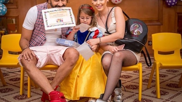 Ce cadou i-a făcut Connect-R soției sale: Misha împlinește azi 27 de ani! E visul oricărei femei
