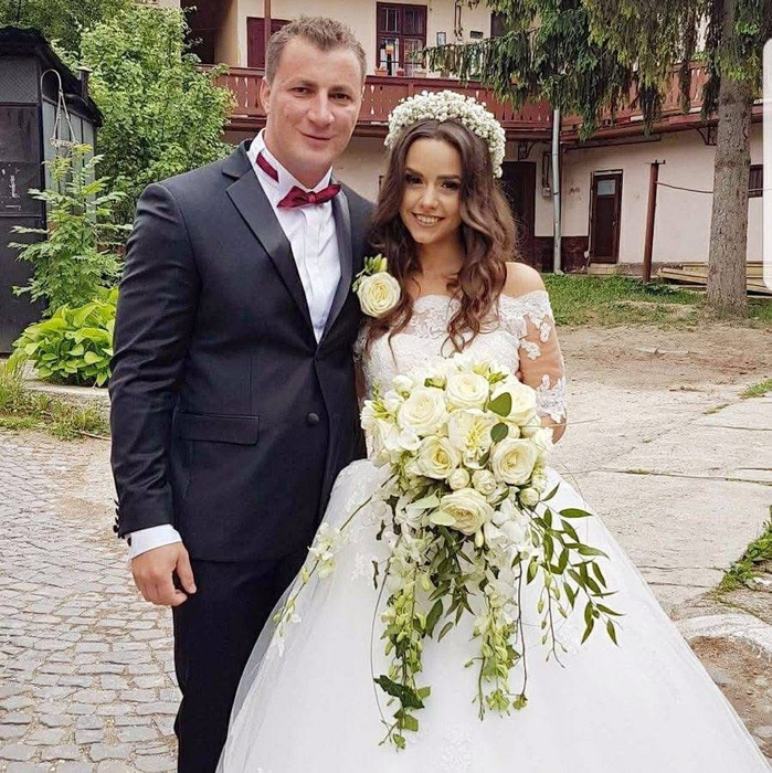 Cine este și cum arată Georgiana, soția lui Marian Godină de la Survivor 2026. Sunt căsătoriți de 6 ani și au două fete împreună