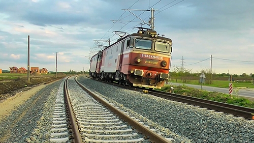 Ce au descoperit polițiștii în rucsacul tânărului român călcat de tren în Italia