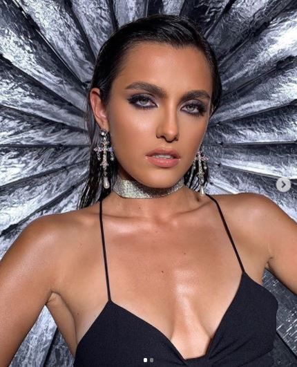 Antonia, mesaj subliminal pentru Alexia Eram: “Când cineva nu mă suportă și îi trimit iubire”. Poza aleasă de cântăreață face cât o mie de cuvinte
