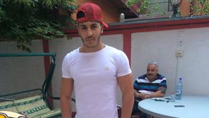 Dani, fiul lui Sile Cămătaru, susține că este un adevărat cuceritor. “Ce iubiți voi cu haine pe ele, eu le-am...”