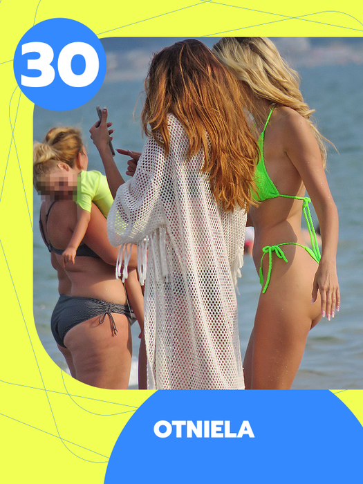 Bianca Drăgușanu, Adelina Pestrițu și Lora și-au făcut zeci de selfie-uri. Intră în acțiune Top 30 dive care au găsit unghiul perfect