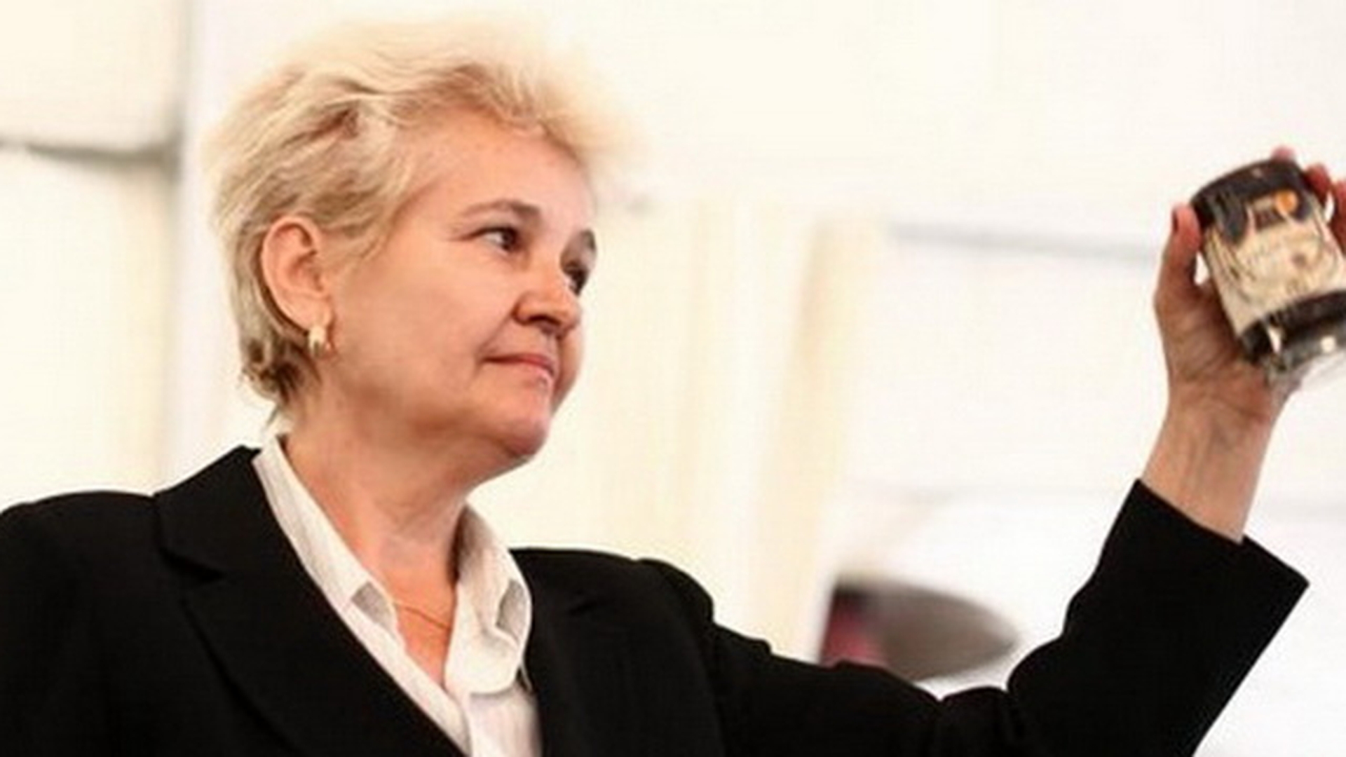Caz halucinant al uneia dintre cele mai bogate romance! Cum a ajuns “Regina magiunului” sa nu isi permita sa isi cumpere o casa!