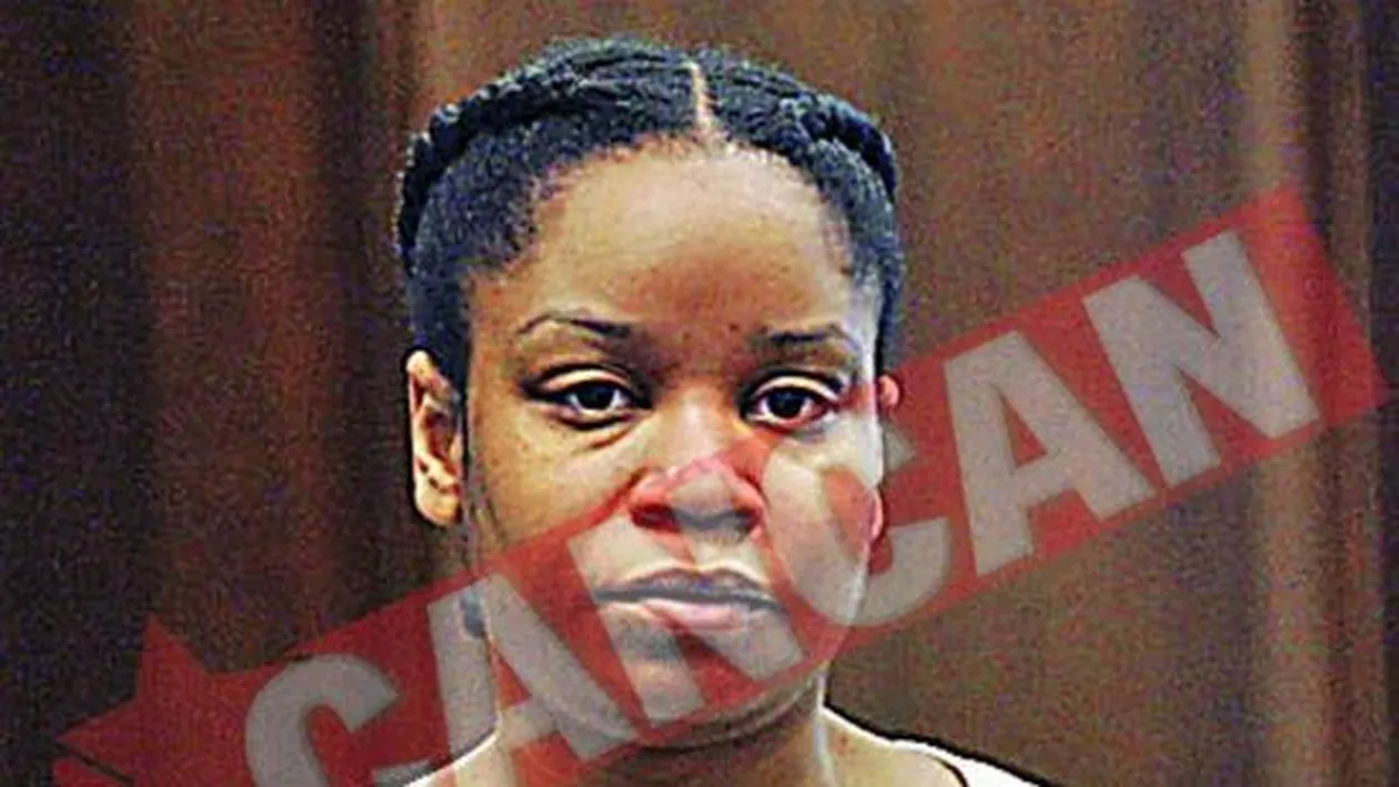 Keanu Reeves, descult la aeroport