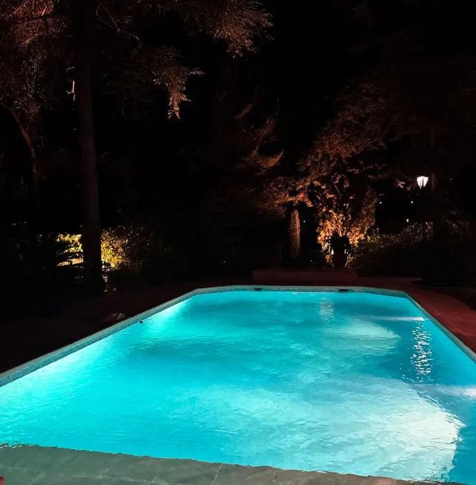Noi imagini din casa Andreei Esca de pe Coasta de Azur. Aici își petrece vacanțele pe timp de vară