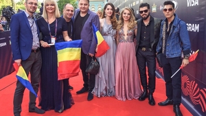 Compozitorul piesei ”Yodel It” a mers la biserică să se roage pentru marele premiu! Tatăl Andreei Bălan le-a scris imediat