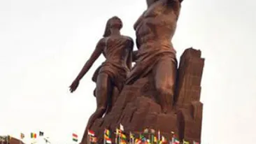 Africa are propria Statuie a Libertatii. Monumentul a costat peste 20 de milioane de dolari