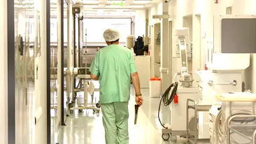 Nouă alertă medicală în România! Zeci de studenți au fost expuși la acest virus
