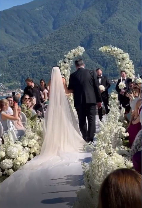 Bianca și Alex s-au cununat religios (Foto: Instagram)