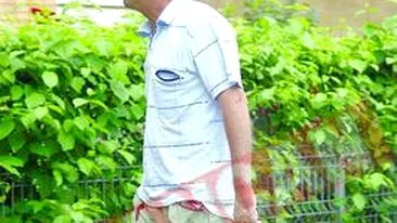 Isi vinde scuterul ca sa nu moara de foame