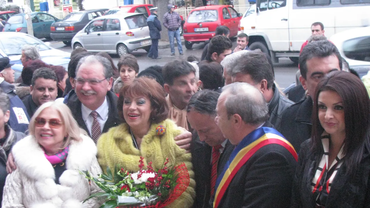 Adriana Trandafir se pensioneaza si are planuri mari! Vrea sa lucreze la casa de cultura care ii poarta numele