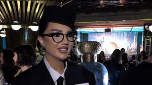 Cum arată soacra Larisei Udilă la 48 de ani. Internauții au crezut că nu văd bine: ”Sigur nu e sora ta?”