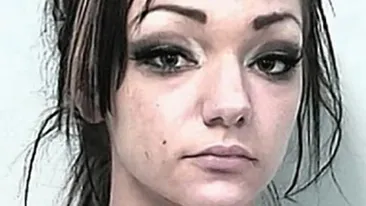 Lenjeria minusculă a dat-o de gol! Ce ascundea o striperită in chiloti i-a socat până si pe politisti: Nu avea destule haine