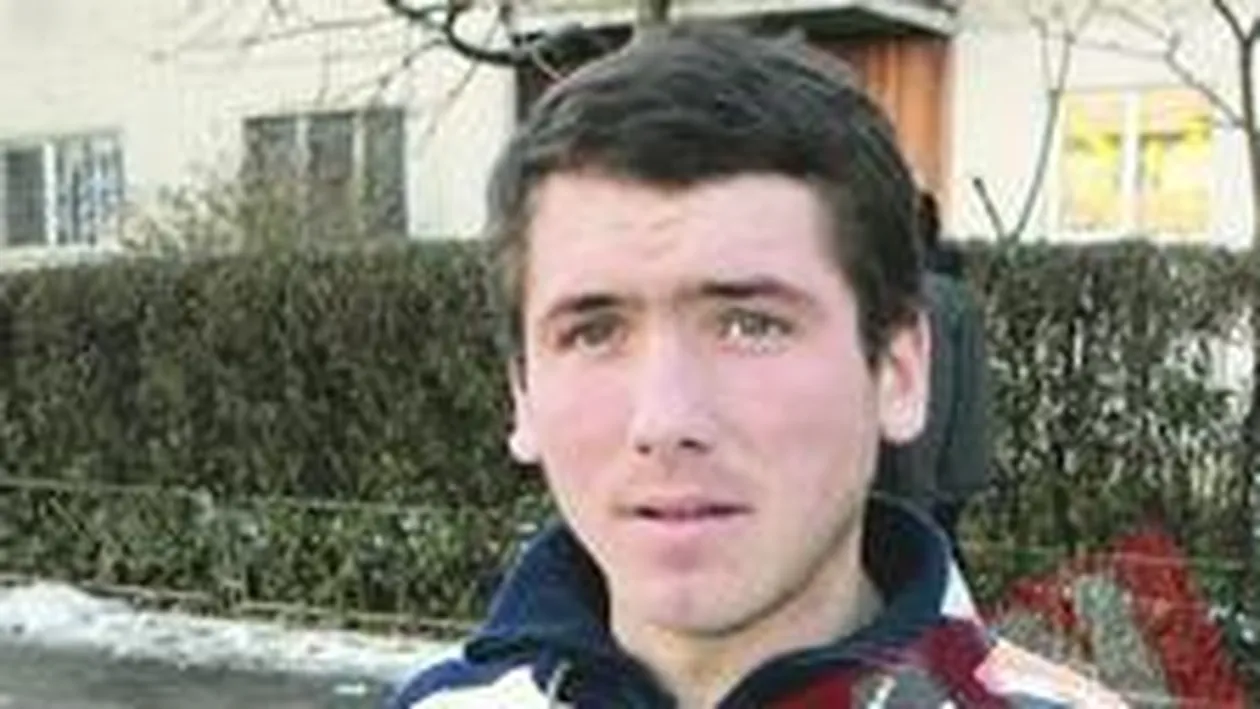 Isi cauta surorile vandute de propriul tata in Italia