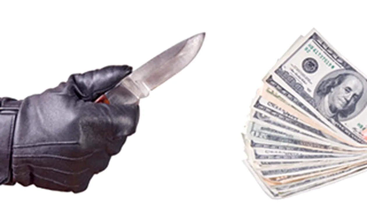 Atac asupra unei masini blindate care transporta bani!