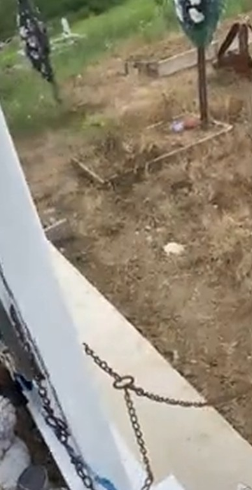 Ireal ce a apărut la mormântul Andei, tânăra ucisă de Emil Gânj. Familia e în stare de șoc!