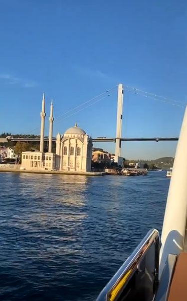 Nunta s-a desfășurat într-un palat fabulos