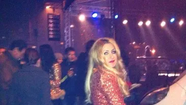 Doua coarne si un nas rosu strabat deja strazile capitalei. Nu este renul Rudolf, ci Bambi-mobilul!