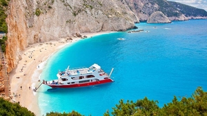 Grecia repornește turismul din 15 iunie, însă nu pentru toată lumea! Lista celor 19 țări care vor putea trimite turiști