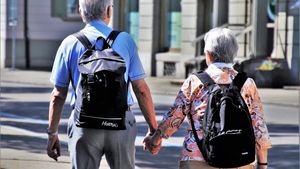 Țara în care tot mai mulți pensionari aleg să se mute. „Aici trăim confortabil din pensia noastră”