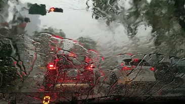 NEWS ALERT! Avertizare ANM de fenomene meteo severe. Zonele unde vor fi vijelii cu grindină