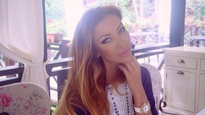Bianca a facut primul pas catre impacarea cu Victor! Ce sms smecheresc i-a trimis roscata fostului sot ca sa-i reintre in gratii