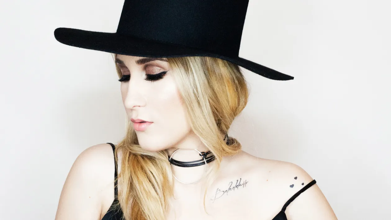 Adevărul din spatele lacrimilor Addei! Cum e cu adevărat viaţa artistei atunci când nu e pe scenă