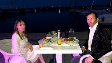 Vulpița și Viorel de la Acces Direct, prima vacanță la mare. Au luat cina romantică și au plănuit să mai devină o dată părinți!
