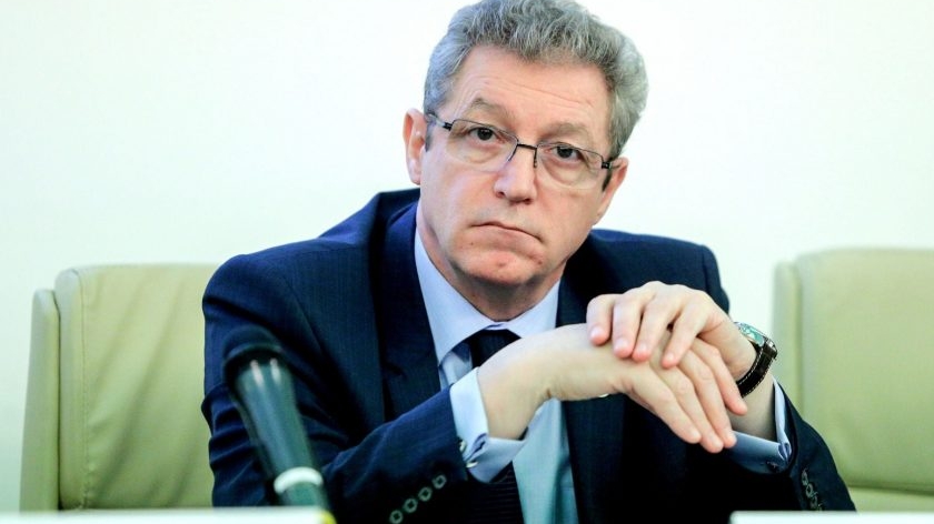 Până când vom fi nevoiți să purtăm masca de protecție? Precizarea făcută de Adrian Streinu-Cercel