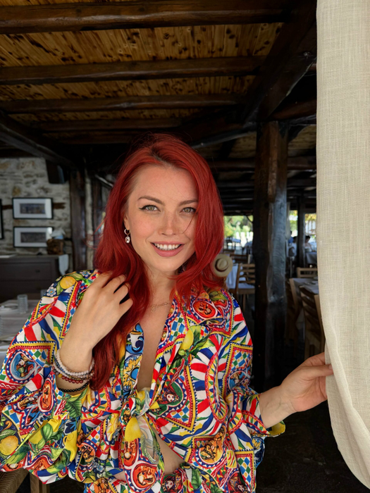 Cum își menține Elena Gheorghe silueta în vacanță. Artista își face toate poftele, dar respectă o regulă