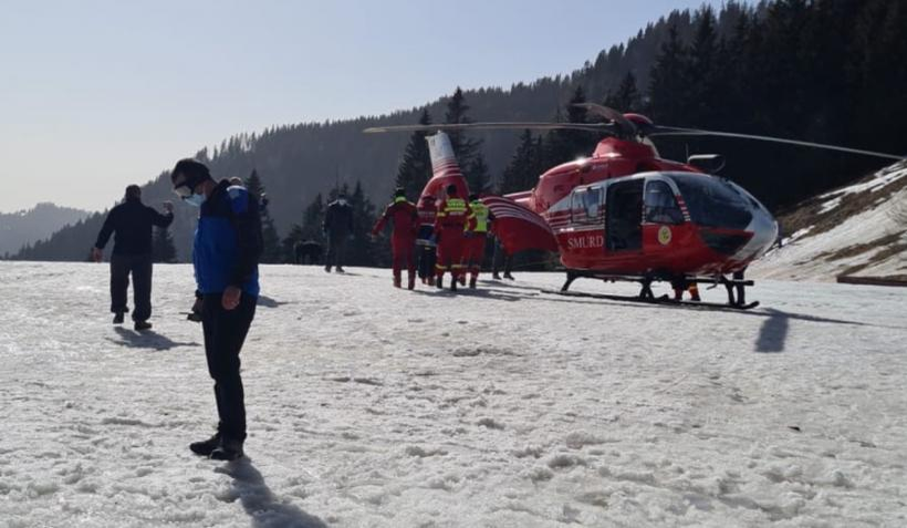 O fetiță de șase ani a căzut din telescaun la Sinaia. A fost chemat elicopterul SMURD