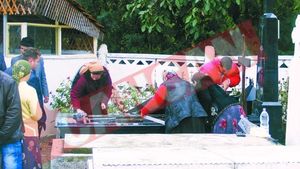 Regele Tortica, dezgropat pentru bijuterii