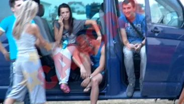 Solistul de la Narcotic Sound, masat de dansatoare!