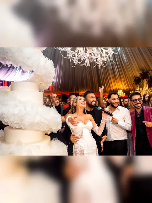 Cât a fost darul la nunta Claudiei Puican cu Armin Nicoară. Invitații au pus în plicuri sute de euro!