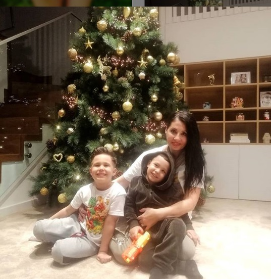 Câți ani are, de fapt, mama Antoniei! Denise Iacobescu NU s-a ferit să-și spună vârsta