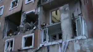 Explozie puternica intr-un bloc din Brasov, zeci de persoane au fost evacuate. Vezi ce s-a intamplat