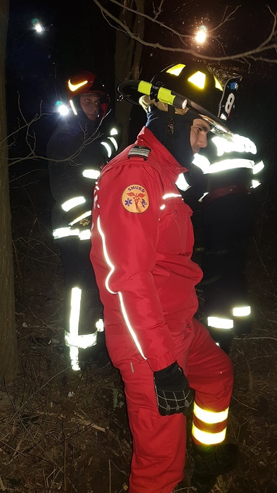 Bărbatul a fost găsit la cinci metri de unde se afla maşina, în apele adânci ale lacului
