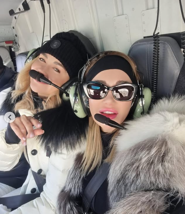 Te ia amețeala! Câte milioane de euro câștigă Denisa Tănase, ex-Bambi, din parfumuri și chinezării. Și-a cumpărat două super-mașini dintr-un foc!