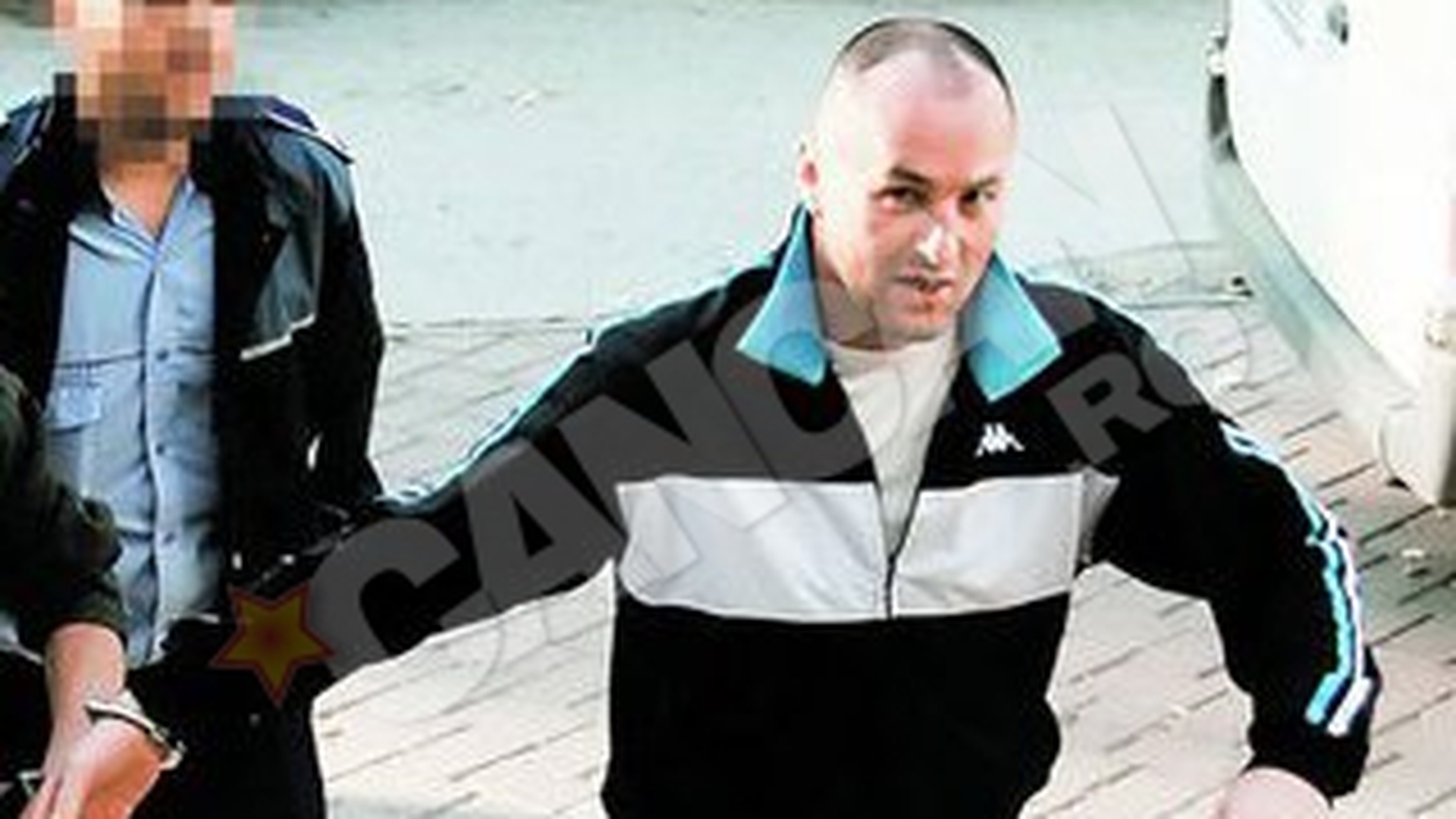 Max Croitoru nu are discernamant. Fost luptator K1, internat la psihiatrie