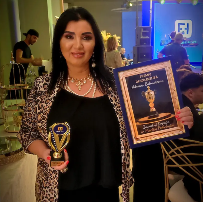 Adriana Bahmuțeanu, o nouă lovitură! Nu a fost lăsată să își vadă copiii nici în timpul programului de vizită. A chemat pe loc Poliția