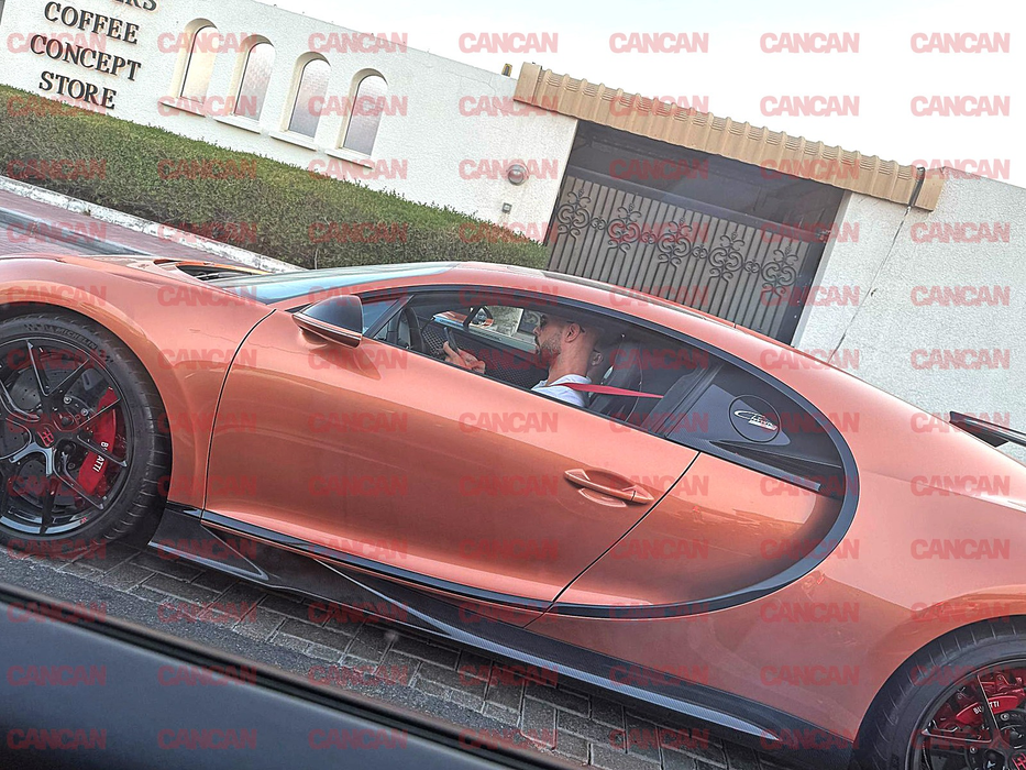 Frații Tate, în Dubai, cu un Bugatti Chiron Pur Sport
