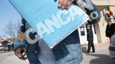 Fotoreporter CANCAN agresat in curtea Judecatoriei Buftea de sotul fostei secretare generale a Guvernului, Daniela Andreescu. I-a dat un pumn si l-a injurat!